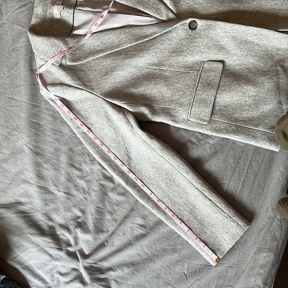 NWOT Lightweight Grey Herringbone LOFT Ann Taylor Blazer Size 14 - Picture 4 of 6